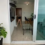 Hermoso Edificio Frente Al Mar, A Pie De Playa Y Hermosas Vistas Лас-Пальмас-де-Гран-Канария