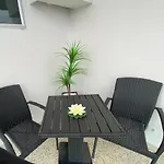 Hermoso Edificio Frente Al Mar, A Pie De Playa Y Hermosas Vistas Апартаменты *