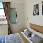 Hermoso Edificio Frente Al Mar, A Pie De Playa Y Hermosas Vistas Апартаменты *