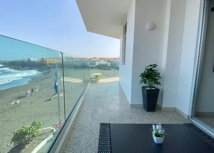 Апартаменты Hermoso Edificio Frente Al Mar, A Pie De Playa Y Hermosas Vistas Лас-Пальмас-де-Гран-Канария