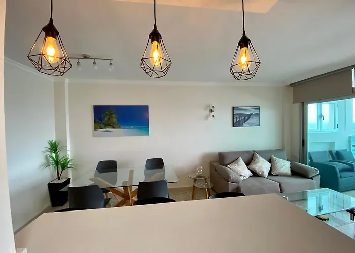 Apartman Hermoso Edificio Frente Al Mar, A Pie De Playa Y Hermosas Vistas *
