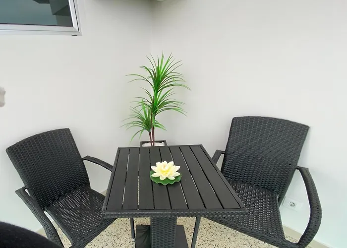 Hermoso Edificio Frente Al Mar Con Gran Terraza Y Hermosas Vistas アパート *