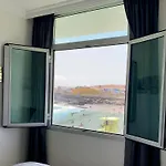Hermoso Edificio Frente Al Mar, A Pie De Playa Y Hermosas Vistas Apartament