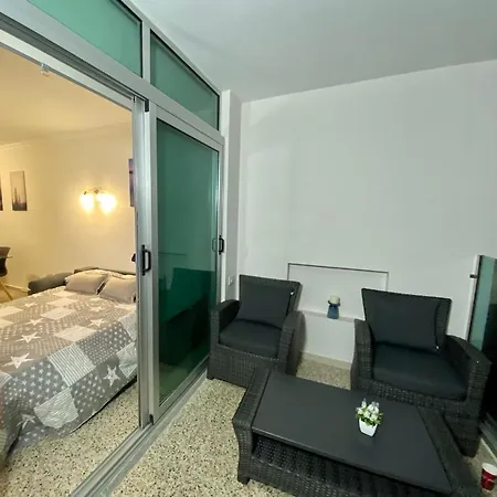 Apartamento Frente Al Mar Con Gran Terraza Y Hermosas Vistas