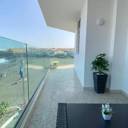 Apartamento Frente Al Mar Con Gran Terraza Y Hermosas Vistas Las Palmas de Gran Canaria