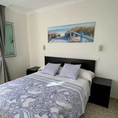 Frente Al Mar Con Gran Terraza Y Hermosas Vistas Apartamento *