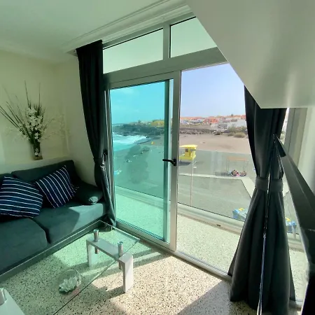 Apartamento Frente Al Mar Con Gran Terraza Y Hermosas Vistas *