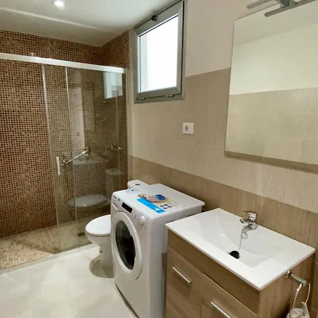Apartamento Frente Al Mar Con Gran Terraza Y Hermosas Vistas *
