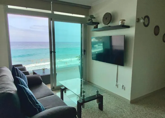 Hermoso Edificio Frente Al Mar Con Gran Terraza Y Hermosas Vistas דירה לאס פאלמס דה גראן קנאריה