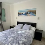 Hermoso Edificio Frente Al Mar, A Pie De Playa Y Hermosas Vistas Lejlighed *