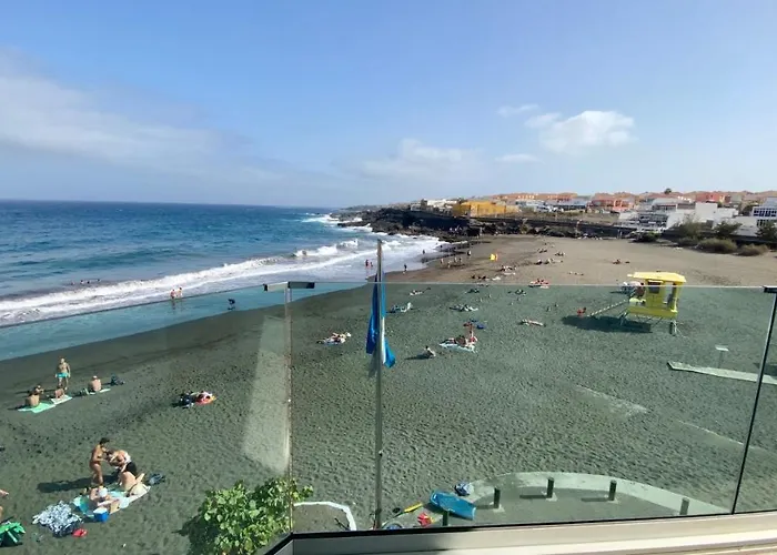 Hermoso Edificio Frente Al Mar Con Gran Terraza Y Hermosas Vistas Las Palmas de Gran Canaria